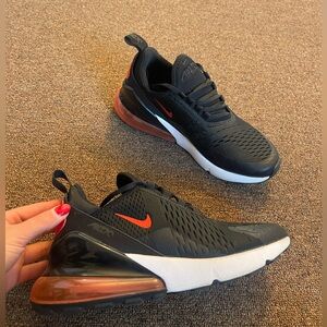 Nike Air max 270s - Black/Red - 7 youth (8 1/2 women’s)